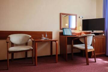 Фото номера Одноместный номер с ванной комнатой Отель Hotel Restauracja Leliwa г. Пшеворск 6