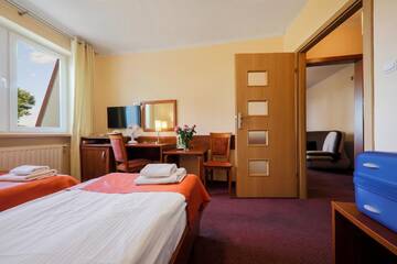 Фото номера Номер-студио Отель Hotel Restauracja Leliwa г. Пшеворск 4